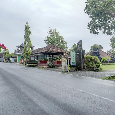 Oyo 1762 Hotel Astiti Graha Tanah Lot Eksteriør billede